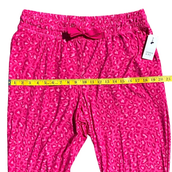 NWT Crown & Ivy Printed Sleep Joggers - Picture 9 of 10